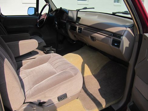 Used 1993 Ford Bronco Eddie Bauer AWD/4WD image 13