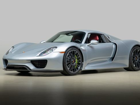 Used 2015 Porsche 918 Spyder AWD/4WD image 43