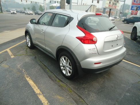 Used 2014 Nissan Juke AWD S image 12
