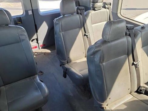 Used 2019 Ford Transit 350 XL image 11