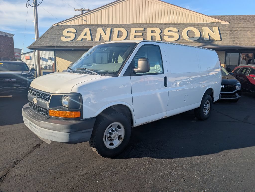 Used 2013 Chevrolet Express 2500 RWD image 1