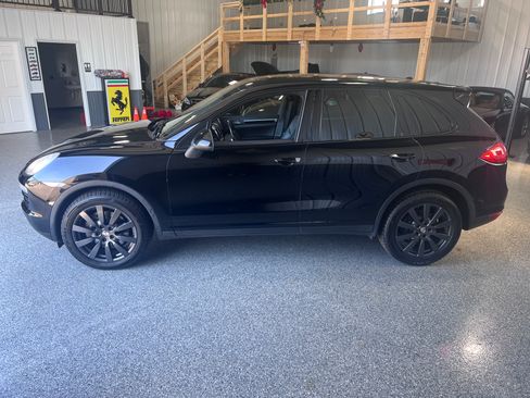 Used 2013 Porsche Cayenne Diesel AWD/4WD image 8