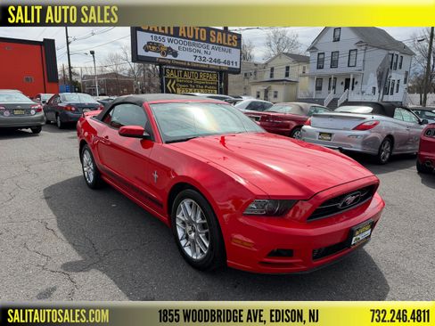 Used 2014 Ford Mustang Premium image 1