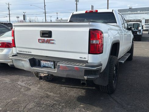 Used 2016 GMC Sierra 2500 SLE image 4