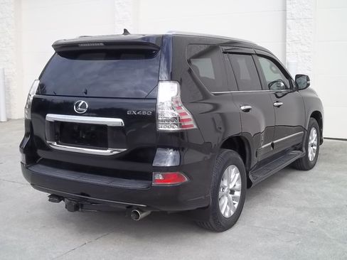 Used 2015 Lexus GX 460 4WD Premium 4.6L 8-Cyl SUV image 4