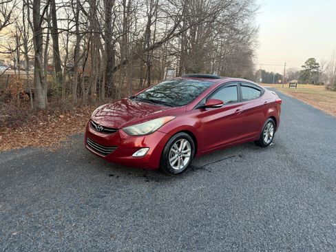 Used 2013 Hyundai Elantra Limited image 4