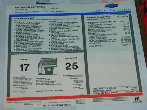 Used 1998 Chevrolet Corvette Stingray Convertible w/1LT image 20