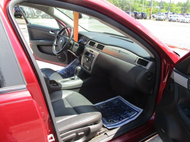 Used 2007 Chevrolet Impala LTZ FWD image 22