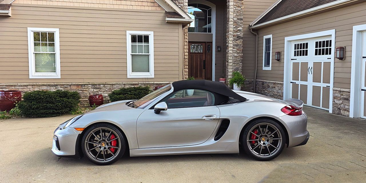 Used 2016 Porsche Boxster Spyder RWD image 16