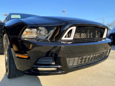 Used 2014 Ford Mustang Coupe image 9