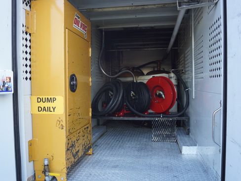 Used 2016 Mercedes-Benz Sprinter 3500 image 51