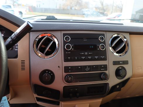 Used 2011 Ford F350 XLT image 11