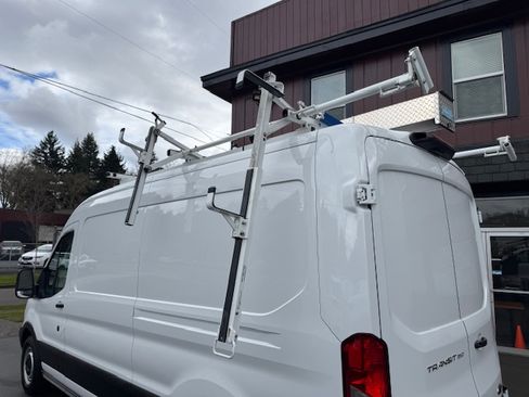 Used 2019 Ford Transit 350 image 24