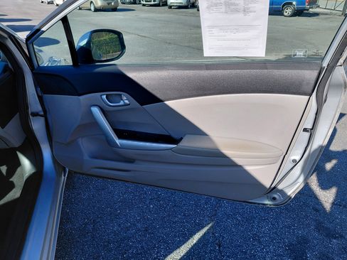 Used 2012 Honda Civic EX-L image 17