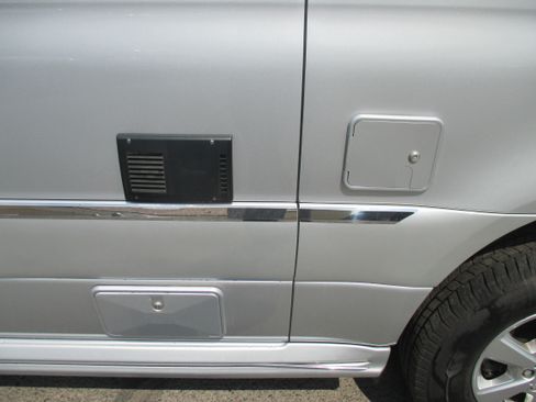 Used 2022 Mercedes-Benz Sprinter 4x4 2500 144 Cargo image 41