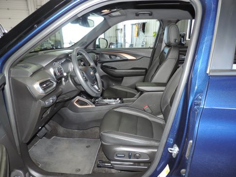 Used 2023 Chevrolet TrailBlazer AWD ACTIV image 38