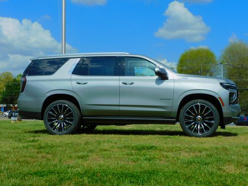 New 2026 Chevrolet Tahoe High Country image 13