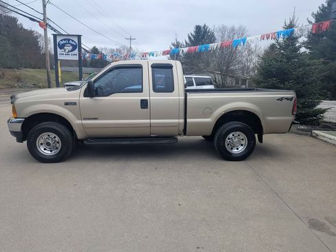 Used 2001 Ford F250 image 3