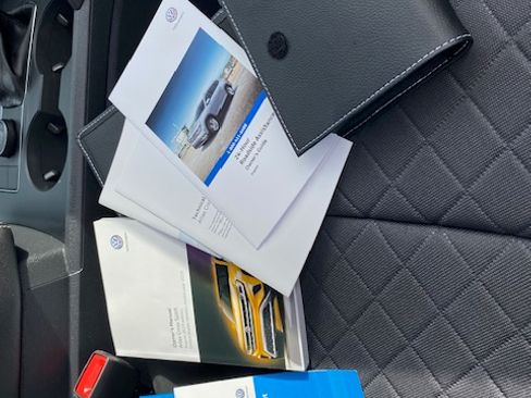 Used 2020 Volkswagen Atlas Cross Sport S image 18