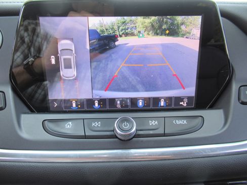 Used 2019 Chevrolet Blazer AWD LT w/ 3LT image 13