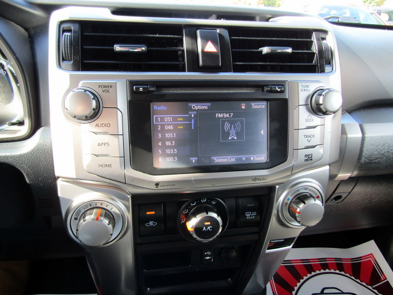Used 2014 Toyota 4Runner 4WD image 19
