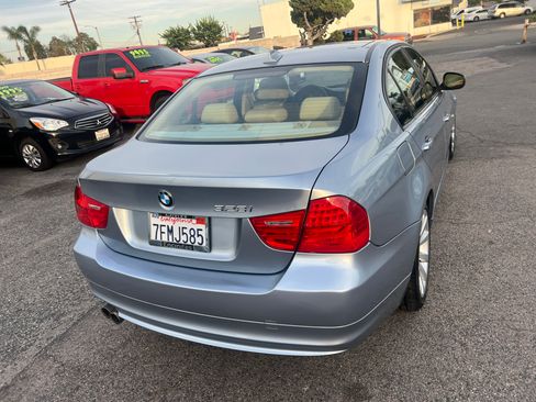 Used 2011 BMW 328i image 3