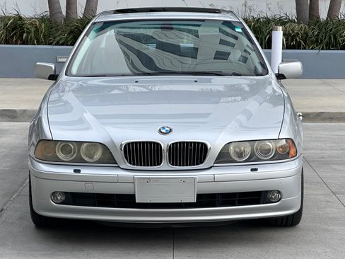 Used 2002 BMW 540i image 2
