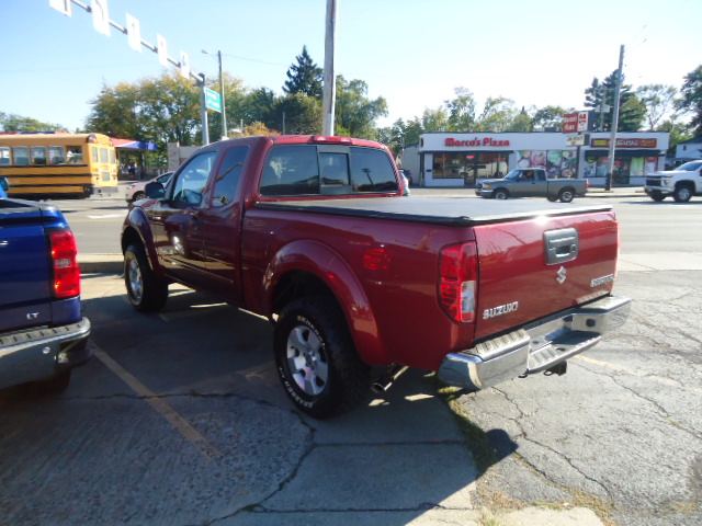 Used 2012 Suzuki Equator 2WD Extended Cab image 3
