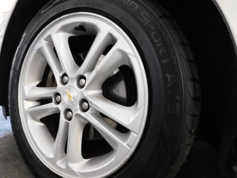 Used 2016 Chevrolet Cruze LT image 20