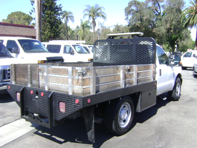 Used 2016 Ford F350 2WD Regular Cab Super Duty image 7