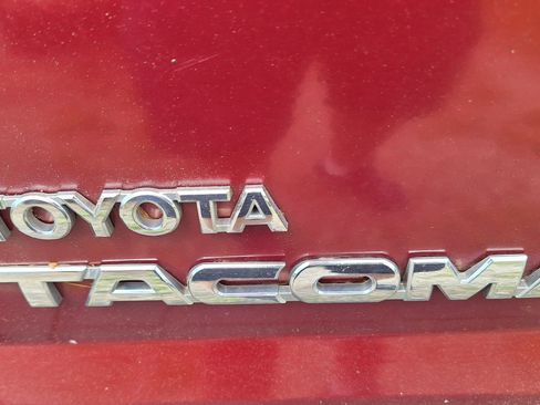 Used 2005 Toyota Tacoma TRD Off-Road image 5