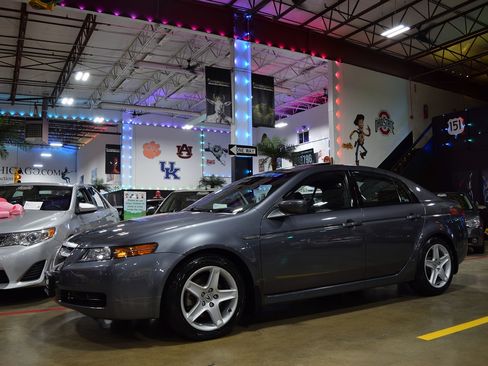Used 2005 Acura TL w/ Navigation FWD image 11