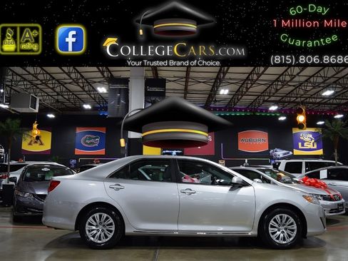 Used 2013 Toyota Camry LE image 5