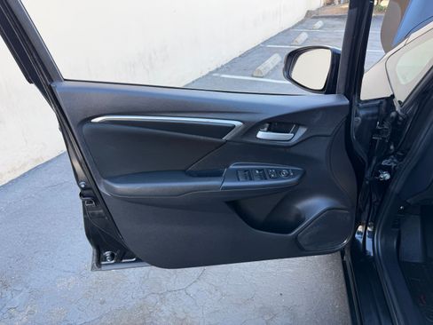 Used 2019 Honda Fit LX image 11