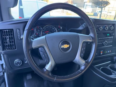 Used 2019 Chevrolet Express 2500 image 9