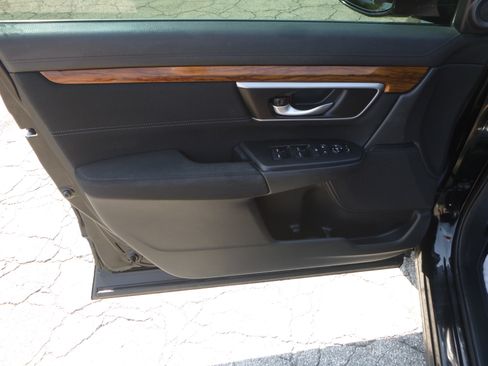 Used 2018 Honda CR-V FWD EX image 12
