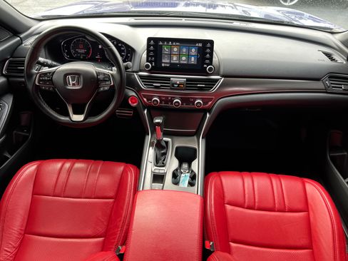 Used 2019 Honda Accord Sport image 3