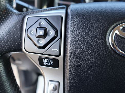 Used 2014 Toyota 4Runner SR5 image 26