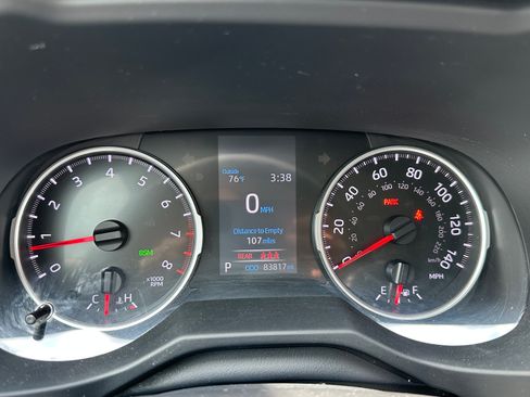 Used 2021 Toyota RAV4 XLE image 12