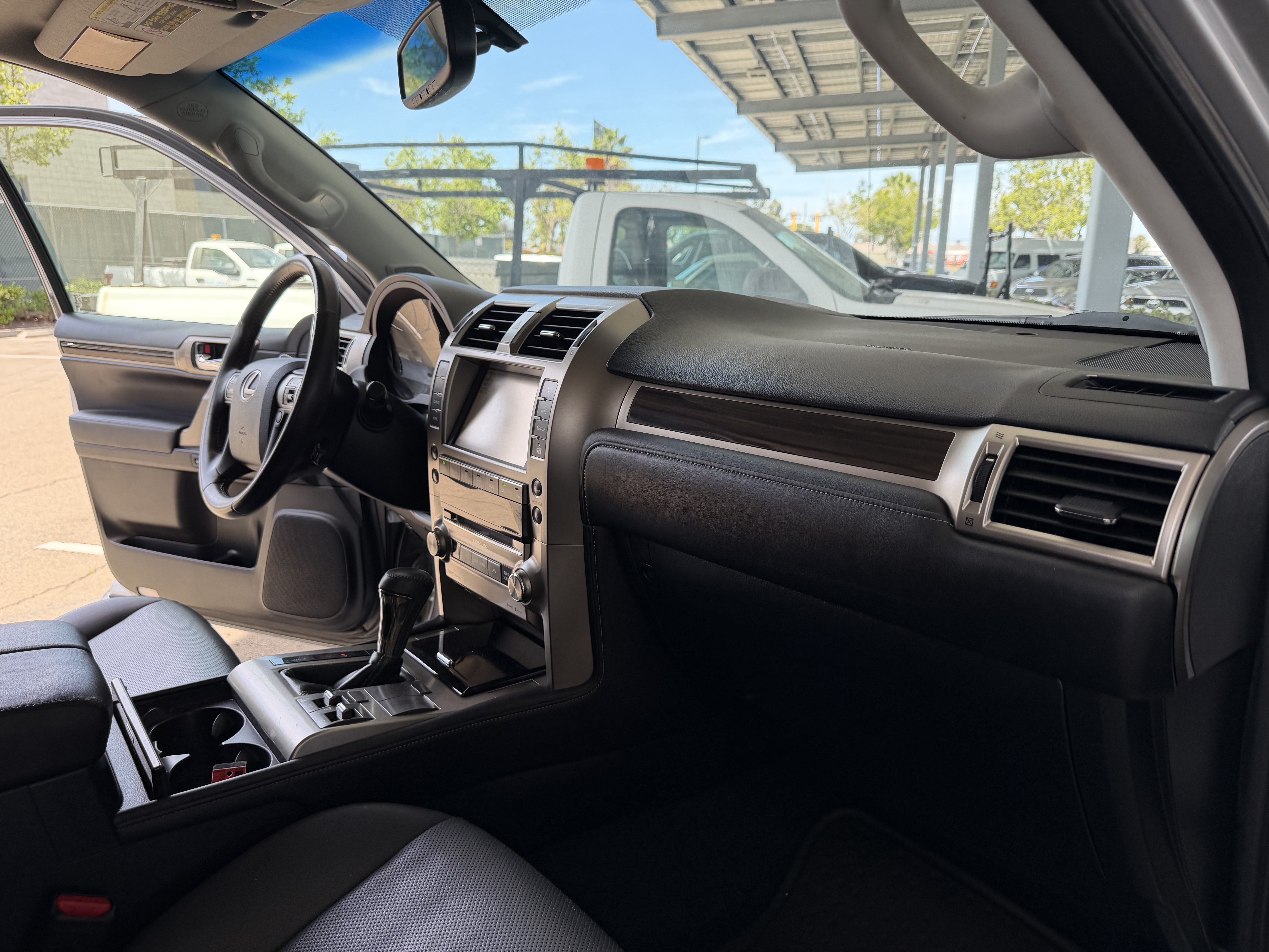 Used 2014 Lexus GX 460 AWD/4WD image 41
