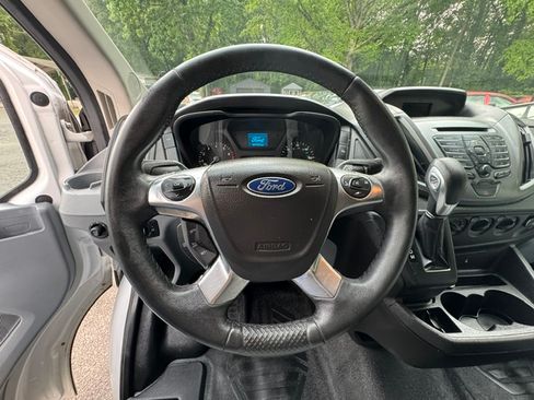 Used 2015 Ford Transit 250 148 Medium Roof RWD image 22