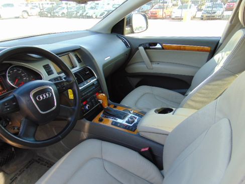 Used 2008 Audi Q7 4.2 Premium AWD/4WD image 13