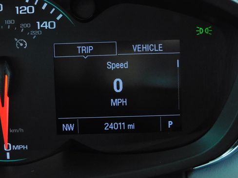 Used 2020 Chevrolet Trax FWD LT w/ 1LT image 25