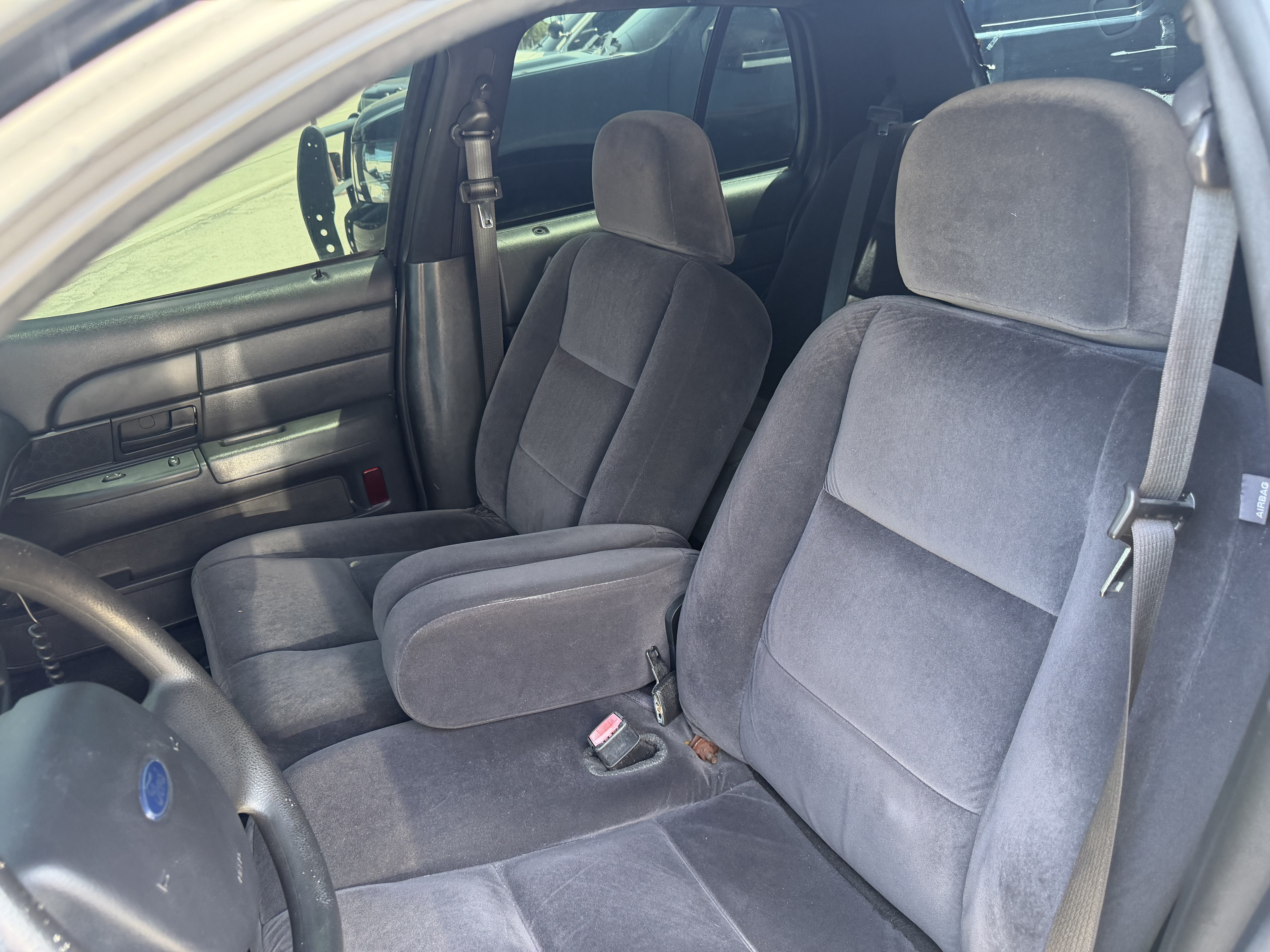 Used 2006 Ford Crown Victoria Police Interceptor RWD image 14