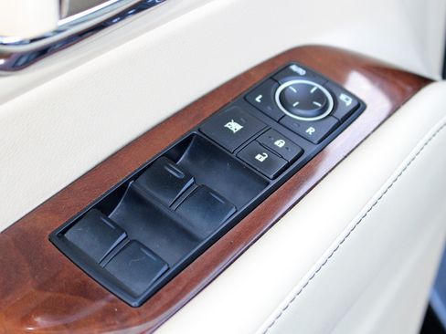 Used 2013 Lexus RX 450h image 12