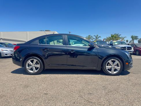 Used 2015 Chevrolet Cruze LT FWD image 12