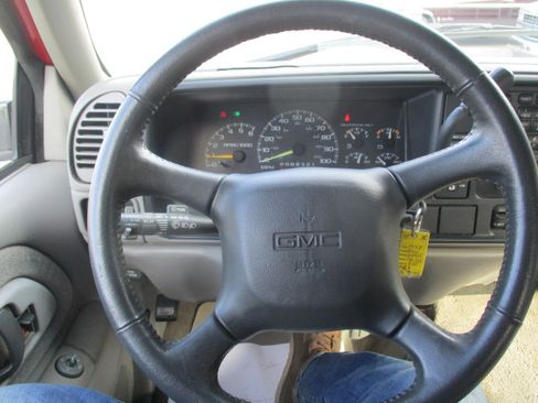 Used 1998 GMC Sierra 1500 SLE image 30