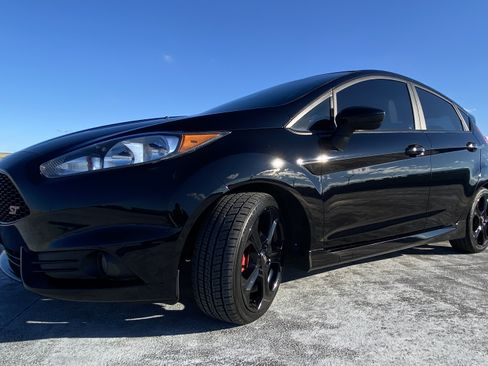 Used 2019 Ford Fiesta ST image 4