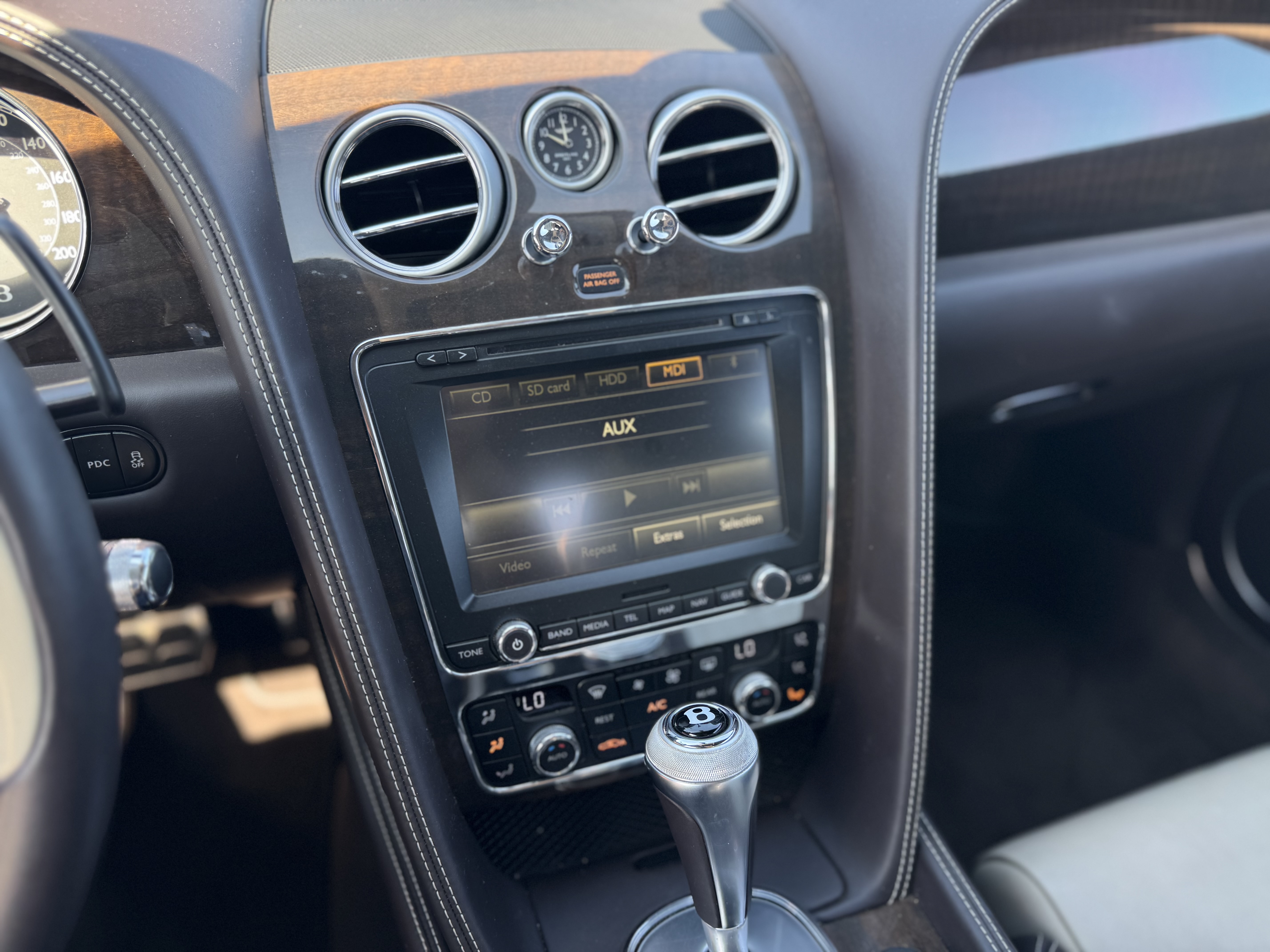 Used 2015 Bentley Continental GT V8 S Coupe AWD/4WD image 23
