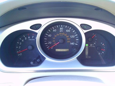 Used 2005 Toyota Highlander image 17